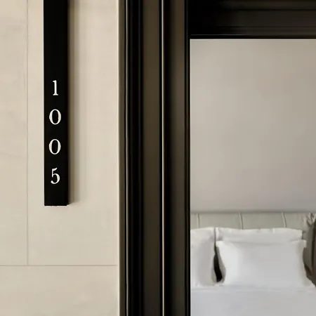 Argini Syros Hotel 5*