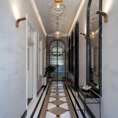 Argini Syros Hotel 5*